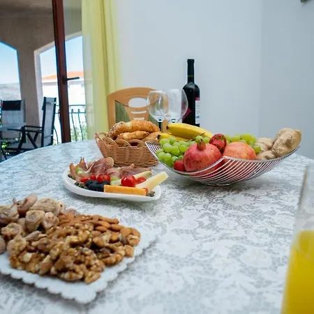 B تروغير